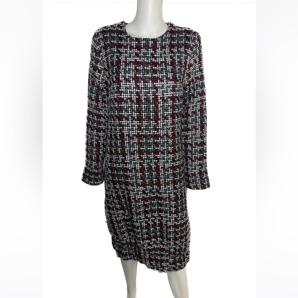 Women’s knit patterned dress size Large